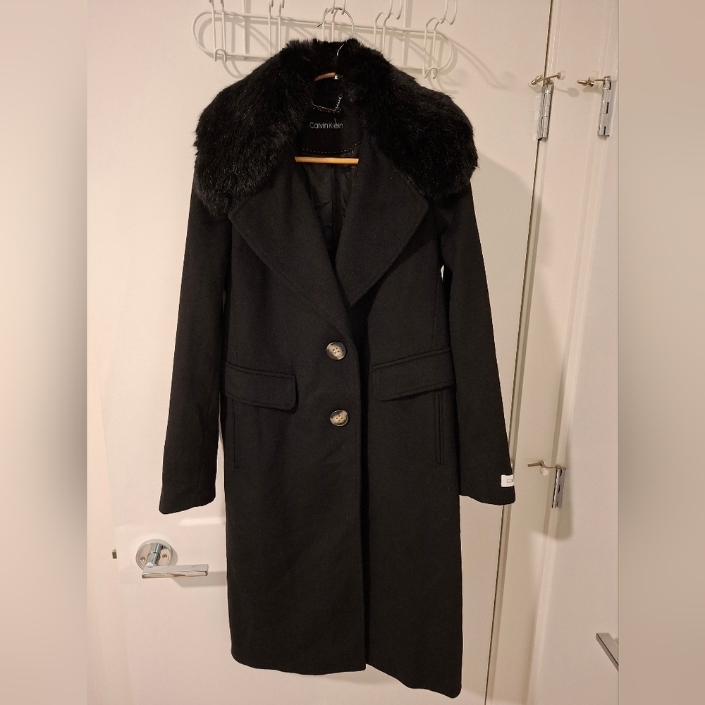 NWOT Calvin Klein Women's Black Wool Maxi Coat with Faux Fur Collar (Size XS)